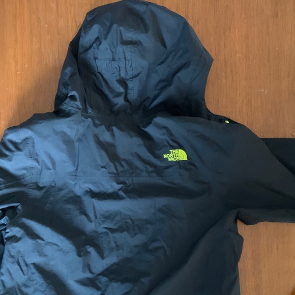 The North Face Kids Black and Yellow Raincoat/Spring Jacket - Picture 11 of 12